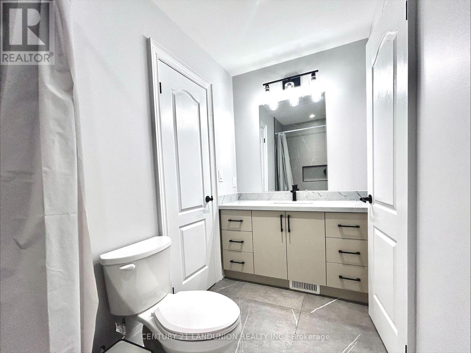 106 Santa Maria Trail, Vaughan (Vellore Village), Ontario  L6A 3G9 - Photo 20 - N12859102