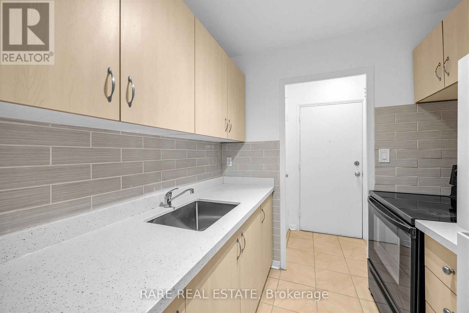 804 - 3320 Fieldgate Drive, Mississauga, Ontario  L4X 2J2 - Photo 12 - W12859096