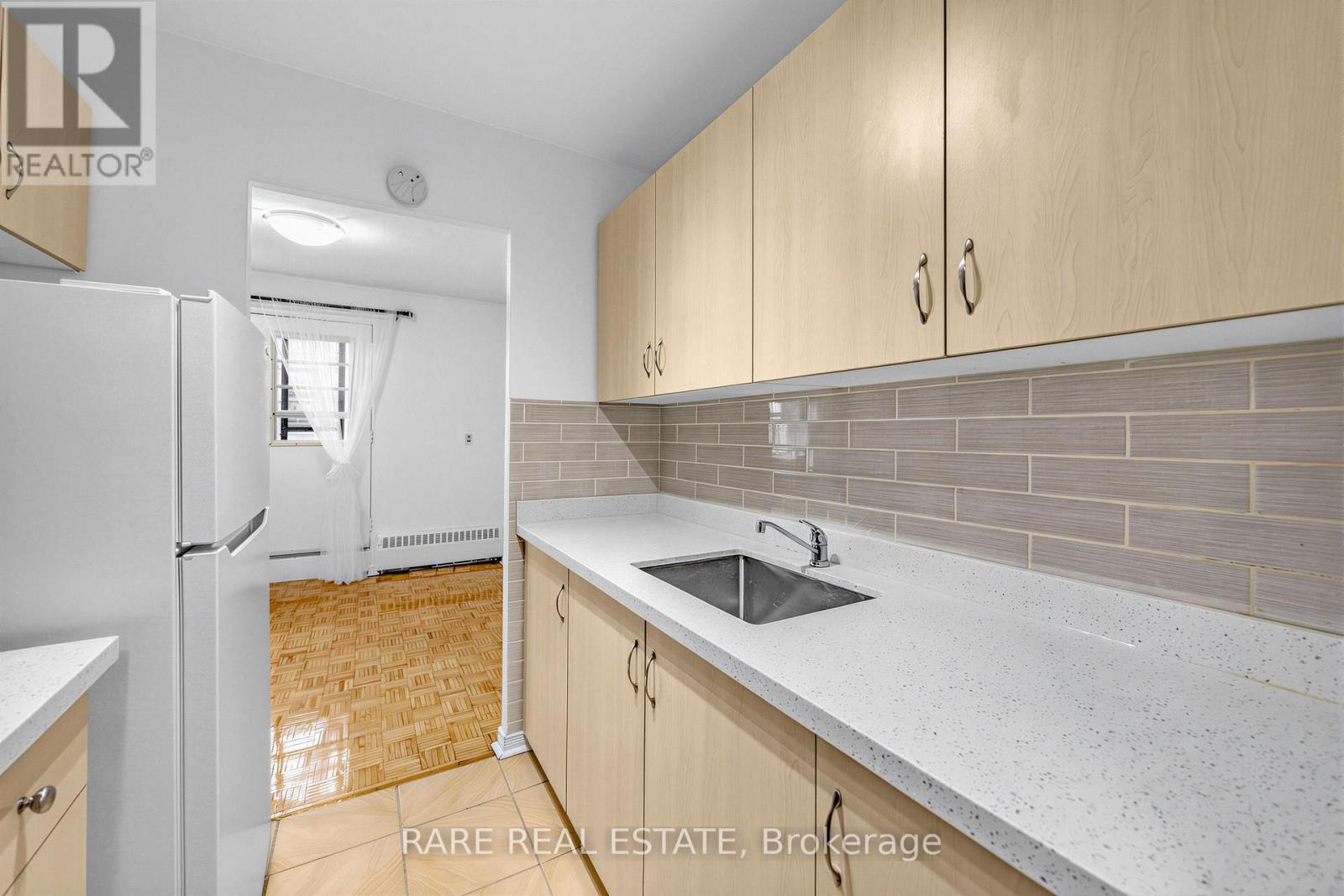 804 - 3320 Fieldgate Drive, Mississauga, Ontario  L4X 2J2 - Photo 14 - W12859096