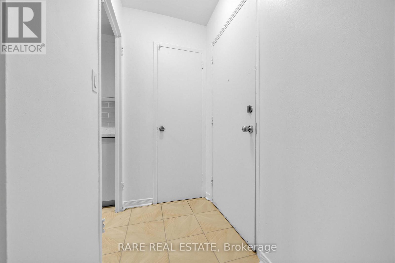 804 - 3320 Fieldgate Drive, Mississauga, Ontario  L4X 2J2 - Photo 15 - W12859096