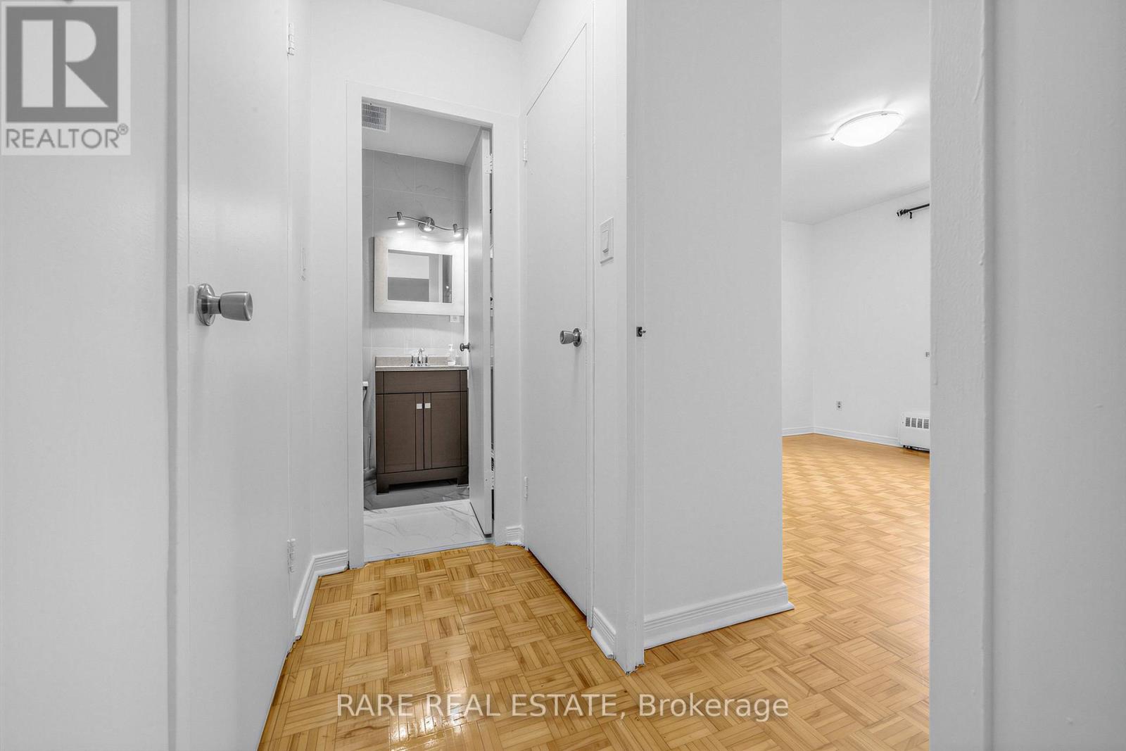 804 - 3320 Fieldgate Drive, Mississauga, Ontario  L4X 2J2 - Photo 16 - W12859096