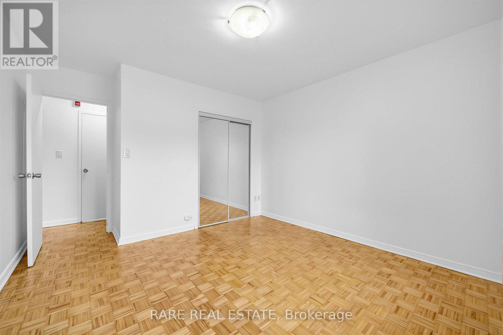 804 - 3320 Fieldgate Drive, Mississauga, Ontario  L4X 2J2 - Photo 18 - W12859096