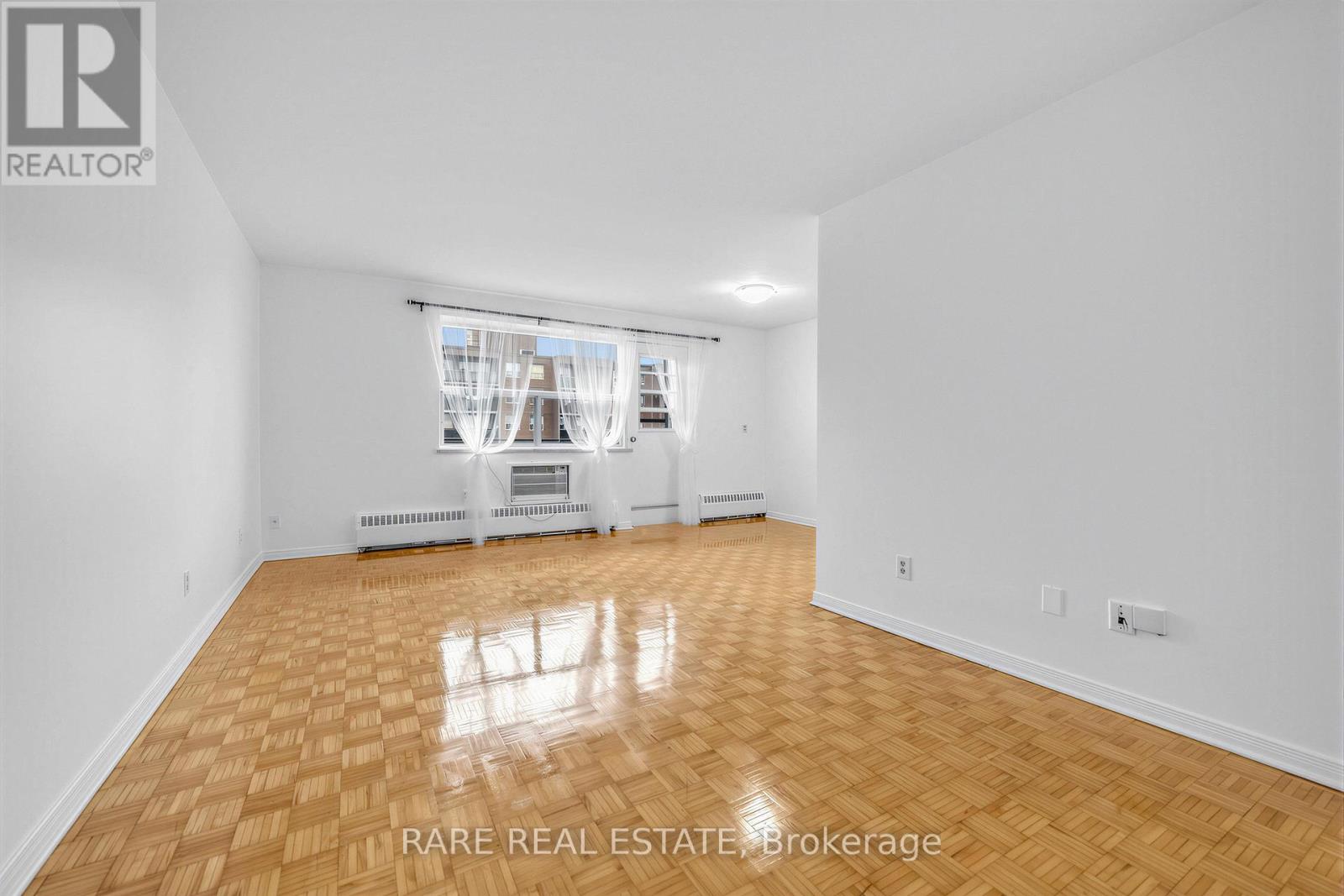 804 - 3320 Fieldgate Drive, Mississauga, Ontario  L4X 2J2 - Photo 6 - W12859096