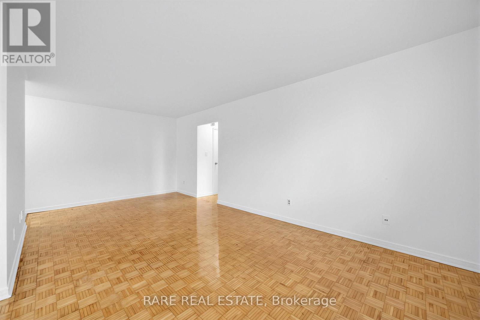 804 - 3320 Fieldgate Drive, Mississauga, Ontario  L4X 2J2 - Photo 9 - W12859096