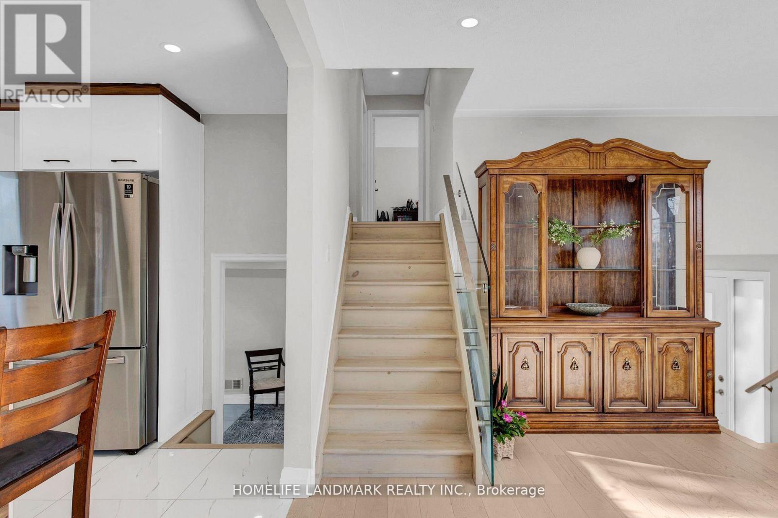 431 Walker's Line, Burlington, Ontario  L7N 2C9 - Photo 16 - W12859110