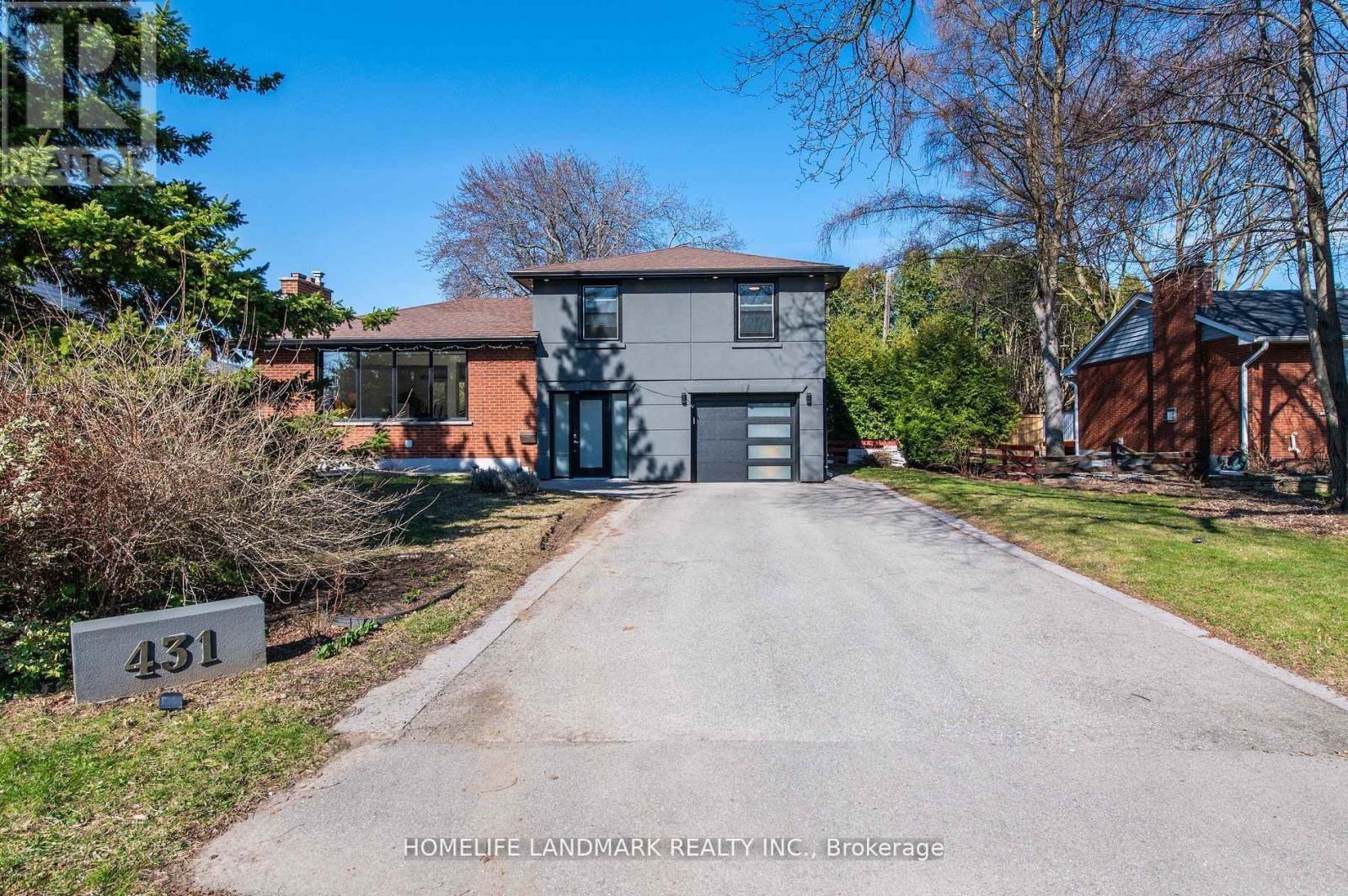 431 Walker's Line, Burlington, Ontario  L7N 2C9 - Photo 2 - W12859110