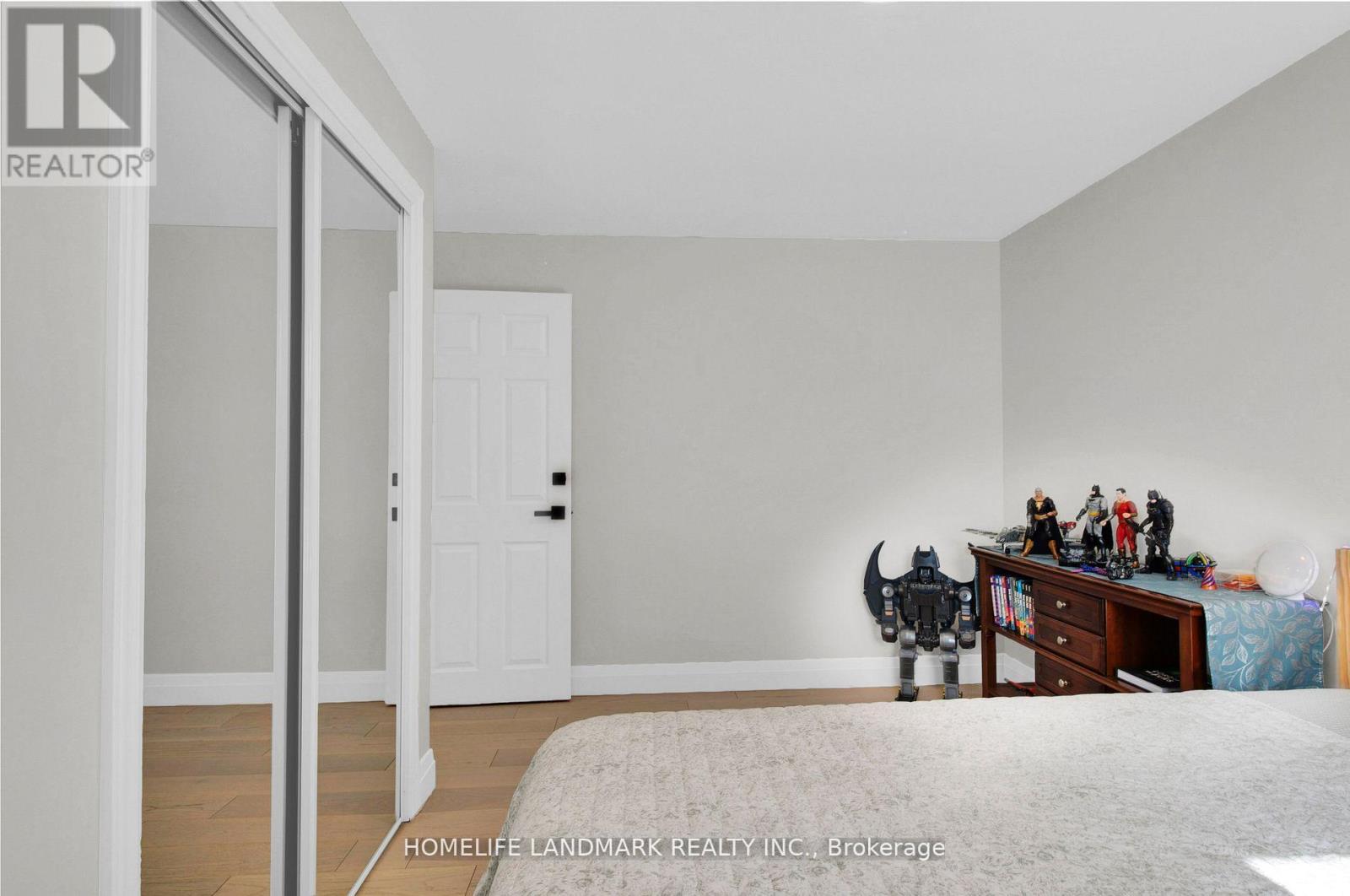 431 Walker's Line, Burlington, Ontario  L7N 2C9 - Photo 21 - W12859110