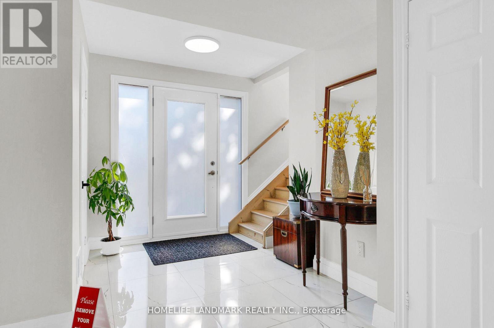 431 Walker's Line, Burlington, Ontario  L7N 2C9 - Photo 5 - W12859110