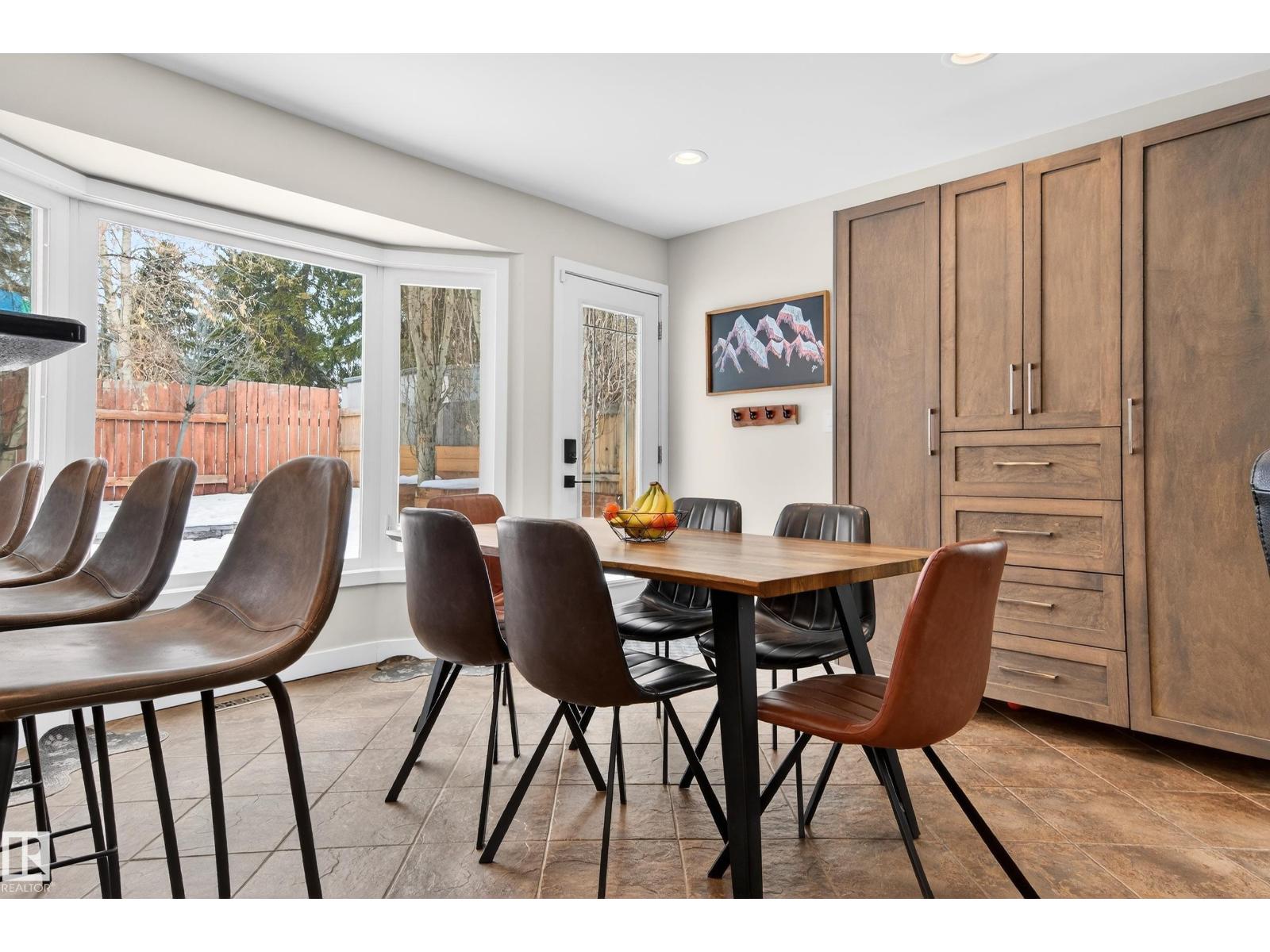 657 Village Dr, Sherwood Park, Alberta  T8A 4K7 - Photo 11 - E4476525