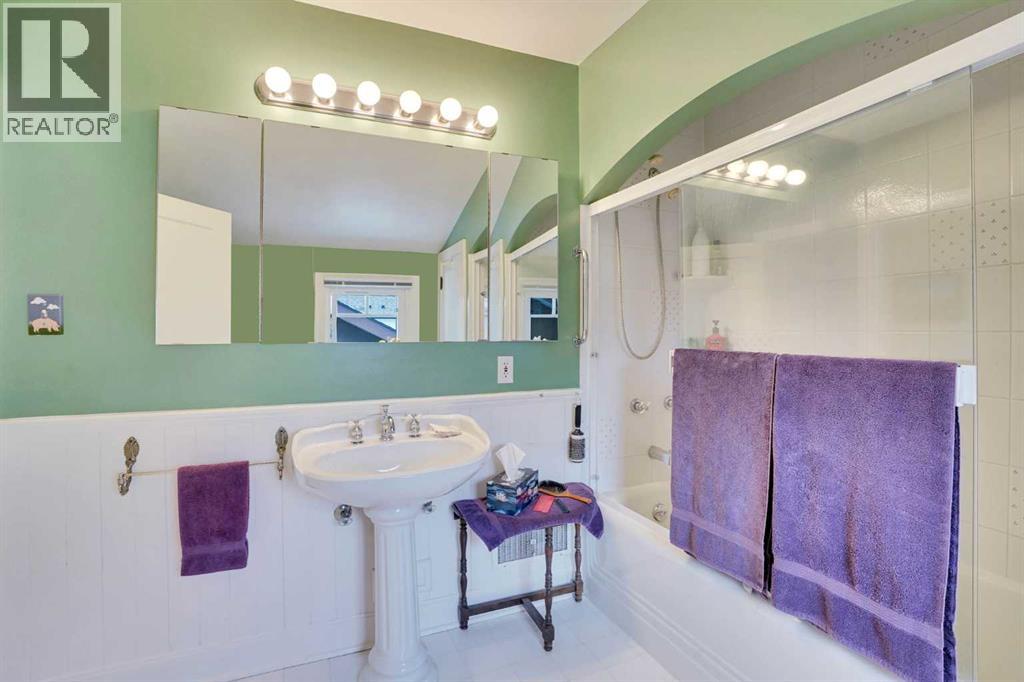 408 11 Avenue Nw, Calgary, Alberta  T2M 0B9 - Photo 22 - A2289386