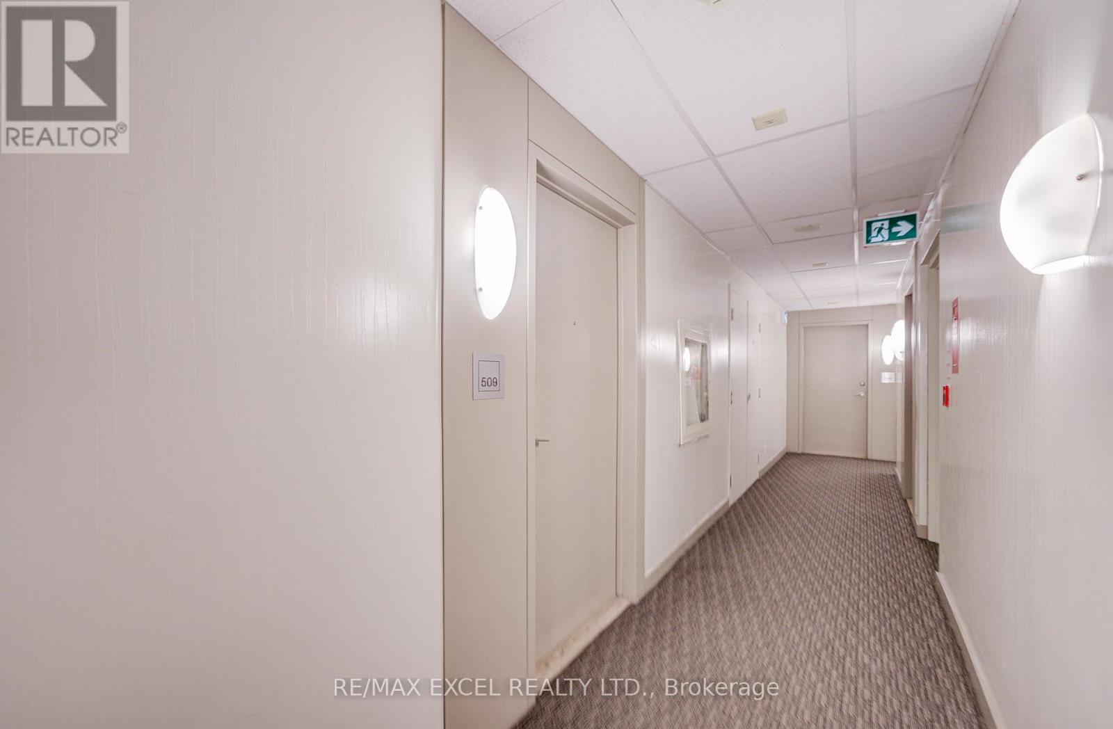 509 - 38 Lee Centre Drive, Toronto (Woburn), Ontario  M1H 3J7 - Photo 5 - E12859138