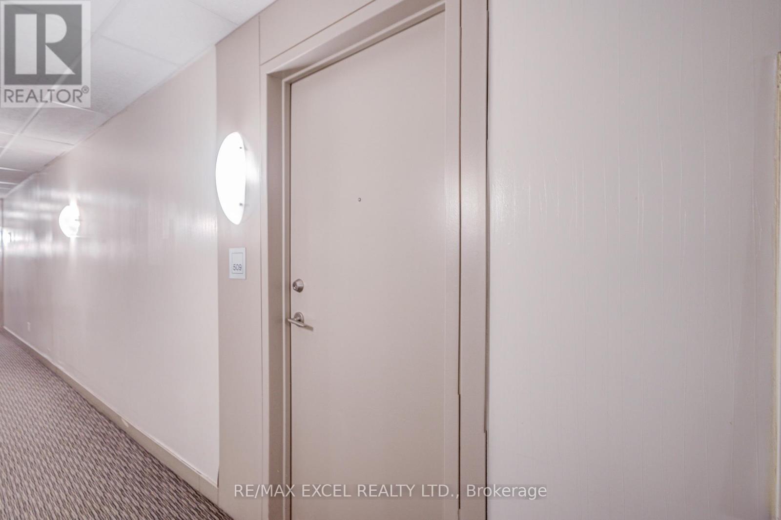 509 - 38 Lee Centre Drive, Toronto (Woburn), Ontario  M1H 3J7 - Photo 6 - E12859138