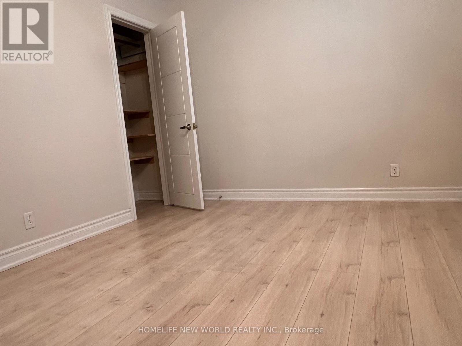 98 Thornton (Main Floor&lower Studio) Avenue, Bradford West Gwillimbury (Bradford), Ontario  L3Z 1N4 - Photo 11 - N12859140