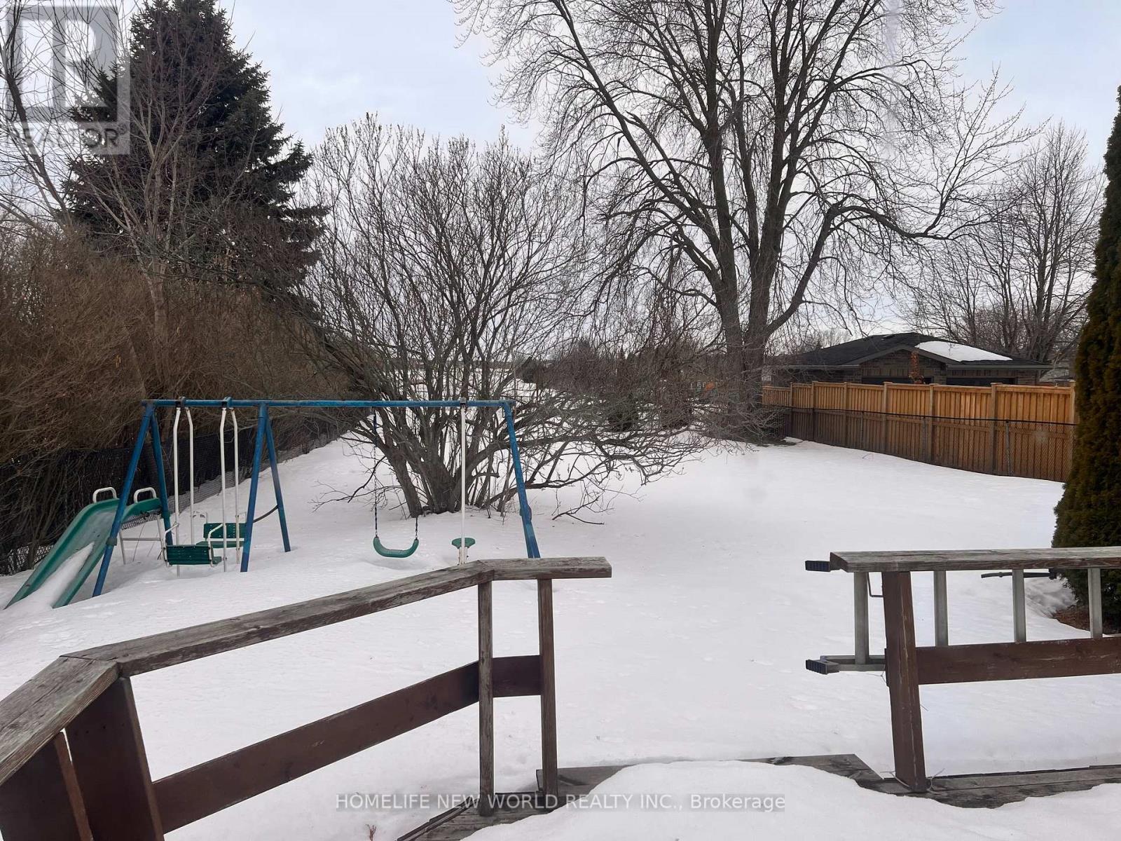 98 Thornton (Main Floor&lower Studio) Avenue, Bradford West Gwillimbury (Bradford), Ontario  L3Z 1N4 - Photo 16 - N12859140