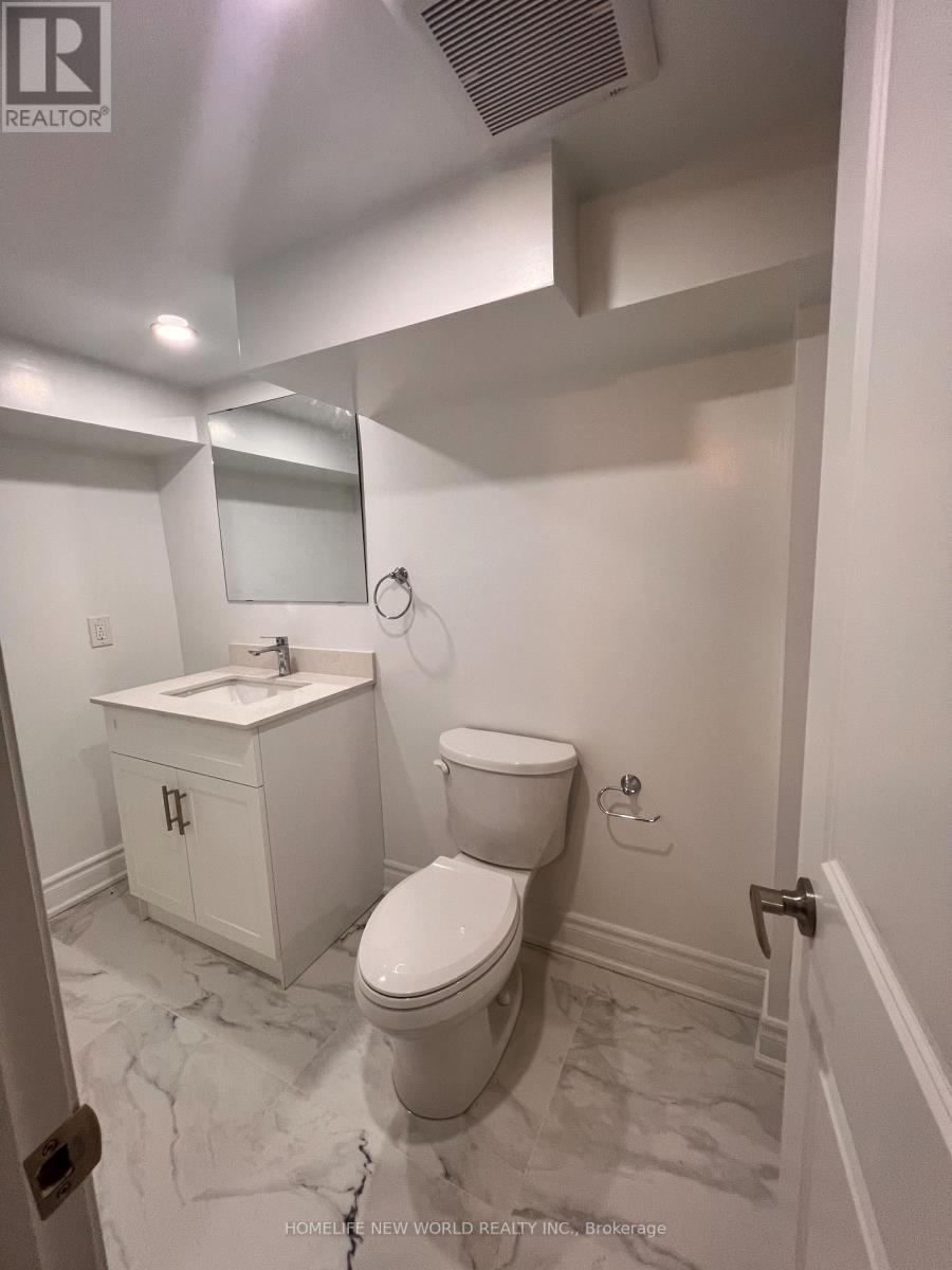 98 Thornton (Main Floor&lower Studio) Avenue, Bradford West Gwillimbury (Bradford), Ontario  L3Z 1N4 - Photo 20 - N12859140