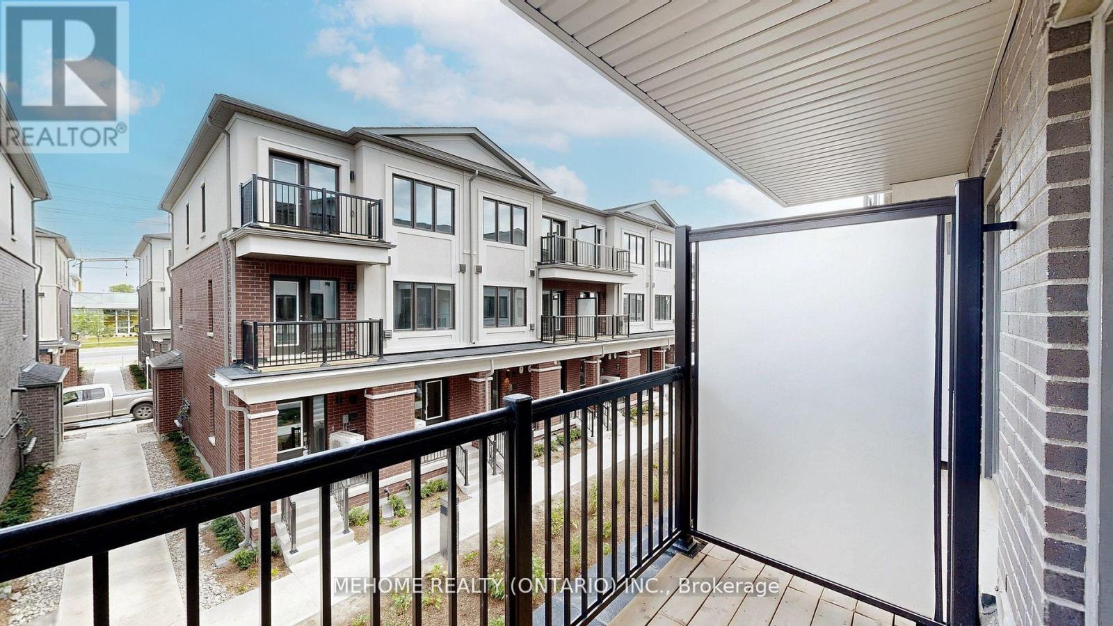 208 Matawin Lane, Richmond Hill, Ontario  L4B 1P4 - Photo 29 - N12858672