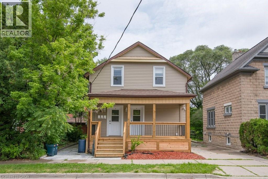 8 ROSLIN Avenue S Unit# B, Waterloo, Ontario