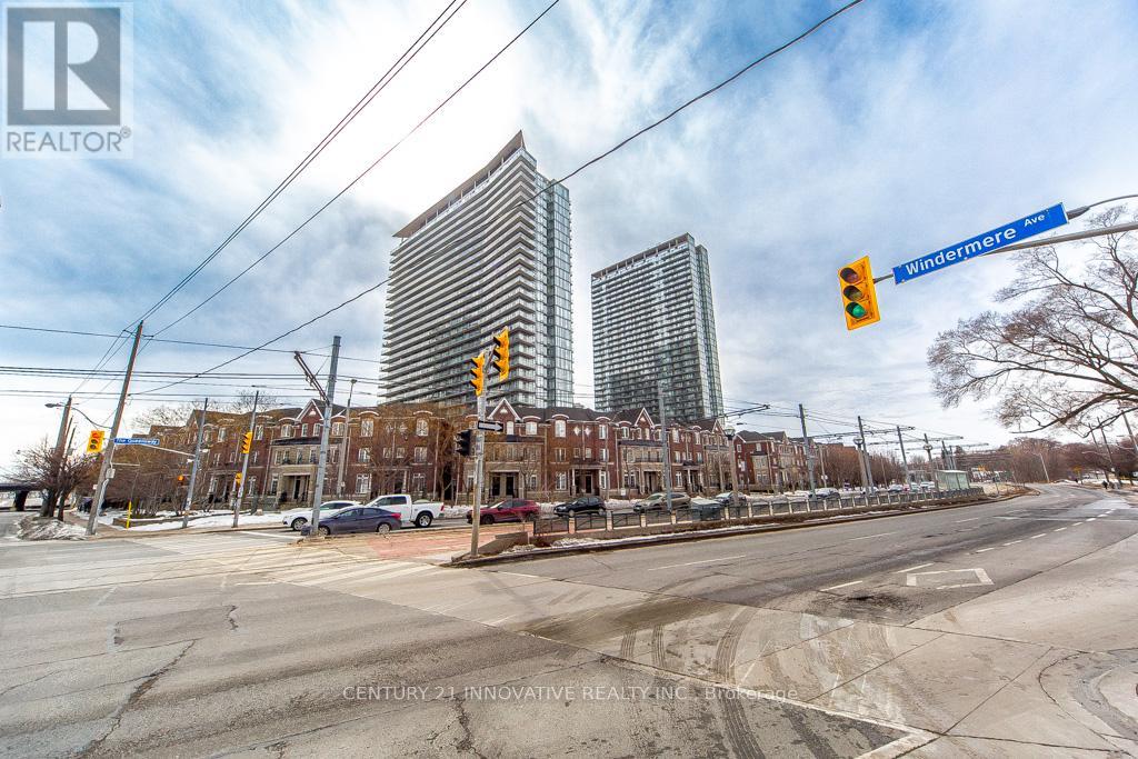 1107 - 105 THE QUEENSWAY WAY, Toronto, Ontario