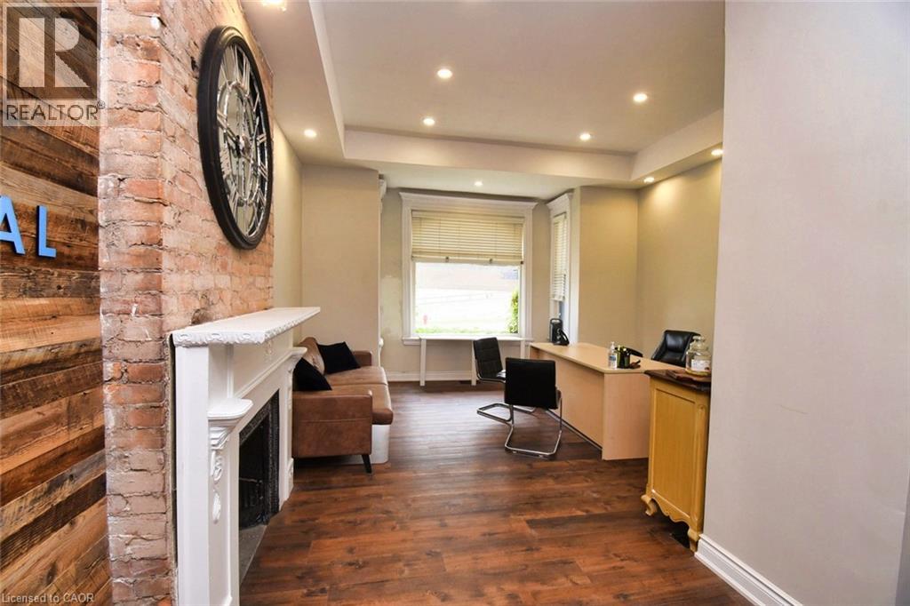 242 James Street S, Hamilton, Ontario  L8P 3B3 - Photo 9 - 40805471