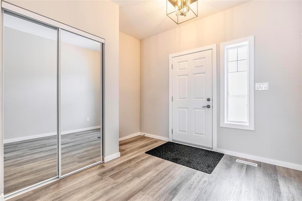 426 Windflower Road, Winnipeg, Manitoba  R3Y 1S4 - Photo 4 - 202603666