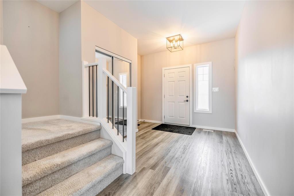 426 Windflower Road, Winnipeg, Manitoba  R3Y 1S4 - Photo 5 - 202603666