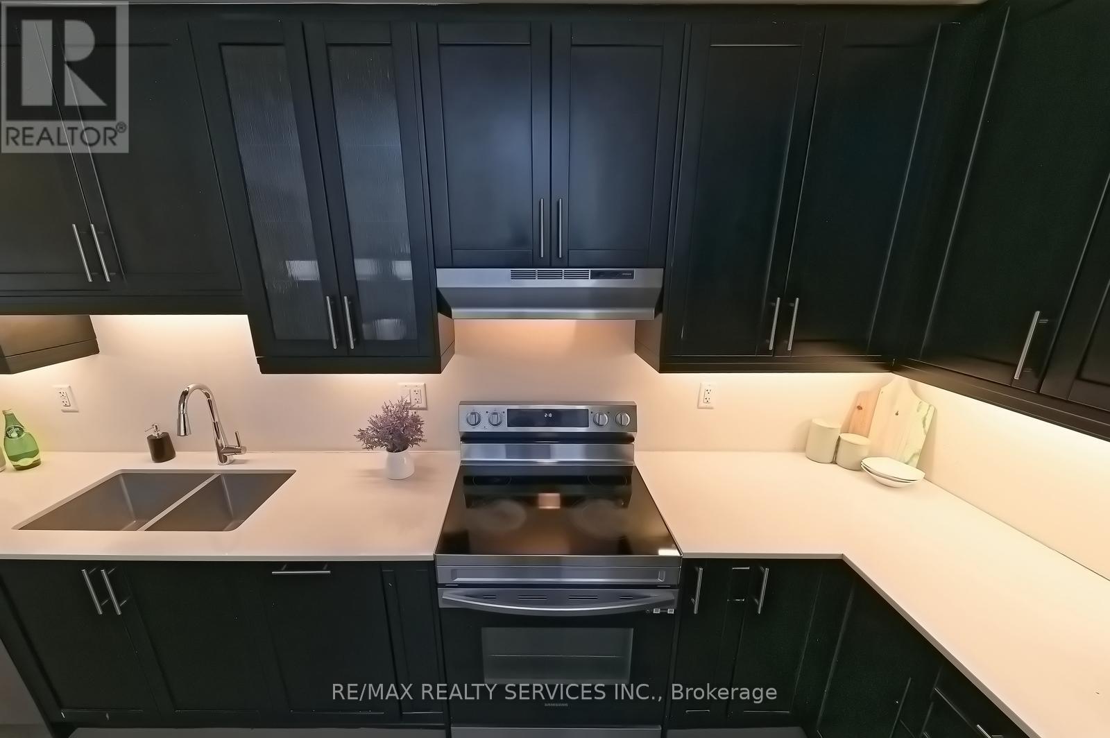 44 June Callwood Way, Brantford, Ontario  N3T 0T7 - Photo 26 - X12859128