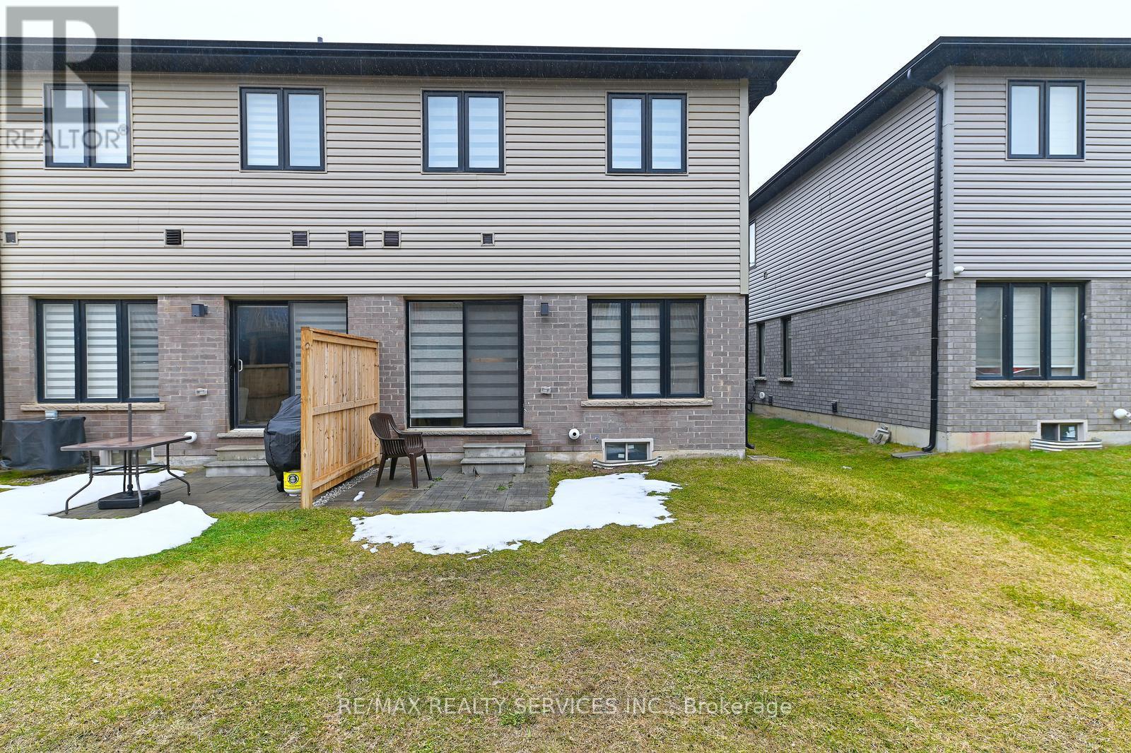44 June Callwood Way, Brantford, Ontario  N3T 0T7 - Photo 46 - X12859128
