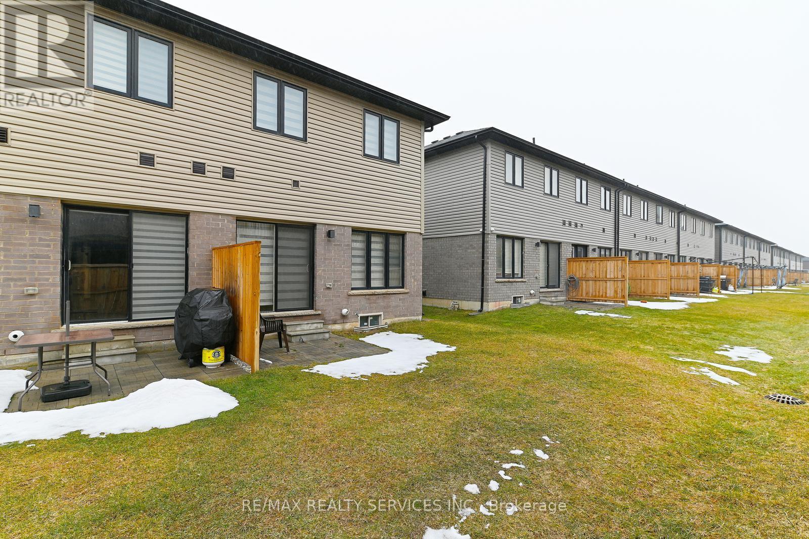 44 June Callwood Way, Brantford, Ontario  N3T 0T7 - Photo 47 - X12859128