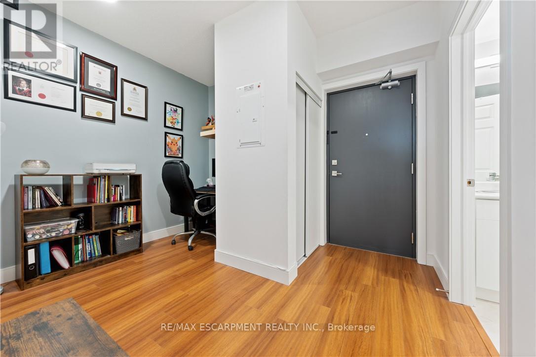 607 - 1 Wellington Street W, Brantford, Ontario M5A 0W7 - Photo 5 - X12859130