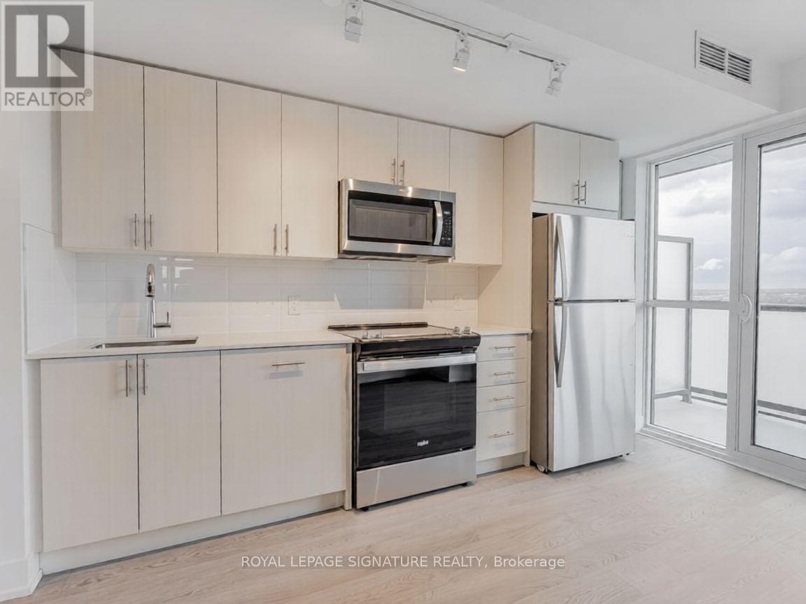 2007 - 2550 Simcoe Street N, Oshawa, Ontario  L1L 0R5 - Photo 3 - E12819250