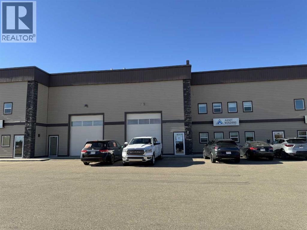 105, 251 Spruce Street, Rural Red Deer County
