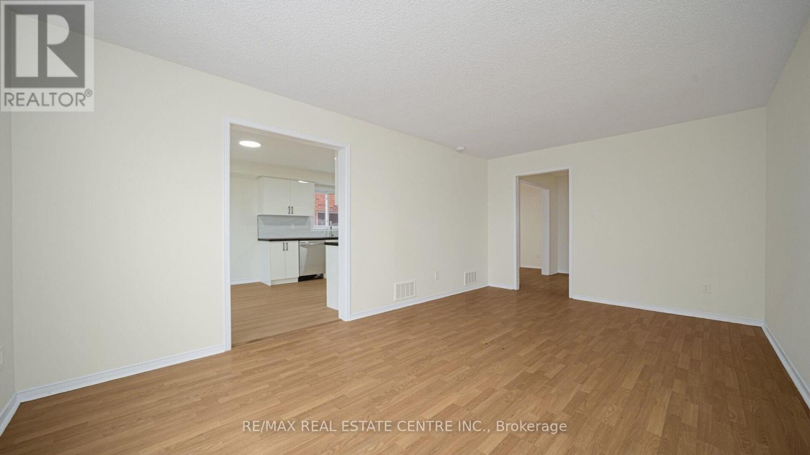 53 Thorntree Crescent, Brampton, Ontario  L6Y 3Y1 - Photo 16 - W12793360