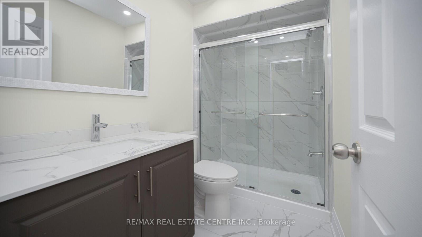 53 Thorntree Crescent, Brampton, Ontario  L6Y 3Y1 - Photo 24 - W12793360