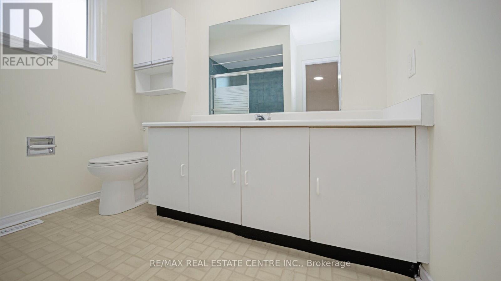 53 Thorntree Crescent, Brampton, Ontario  L6Y 3Y1 - Photo 22 - W12793360