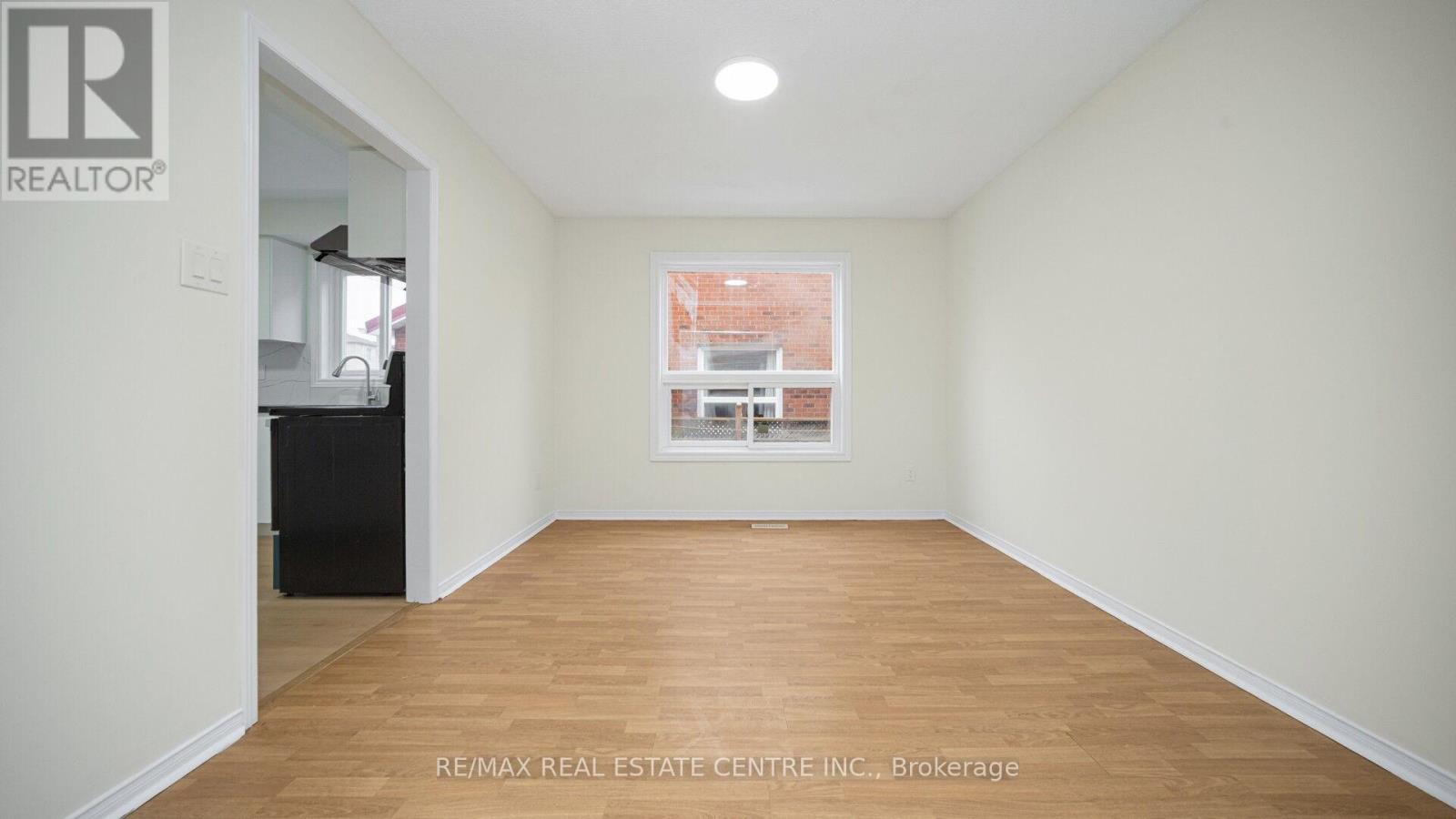 53 Thorntree Crescent, Brampton, Ontario  L6Y 3Y1 - Photo 6 - W12793360