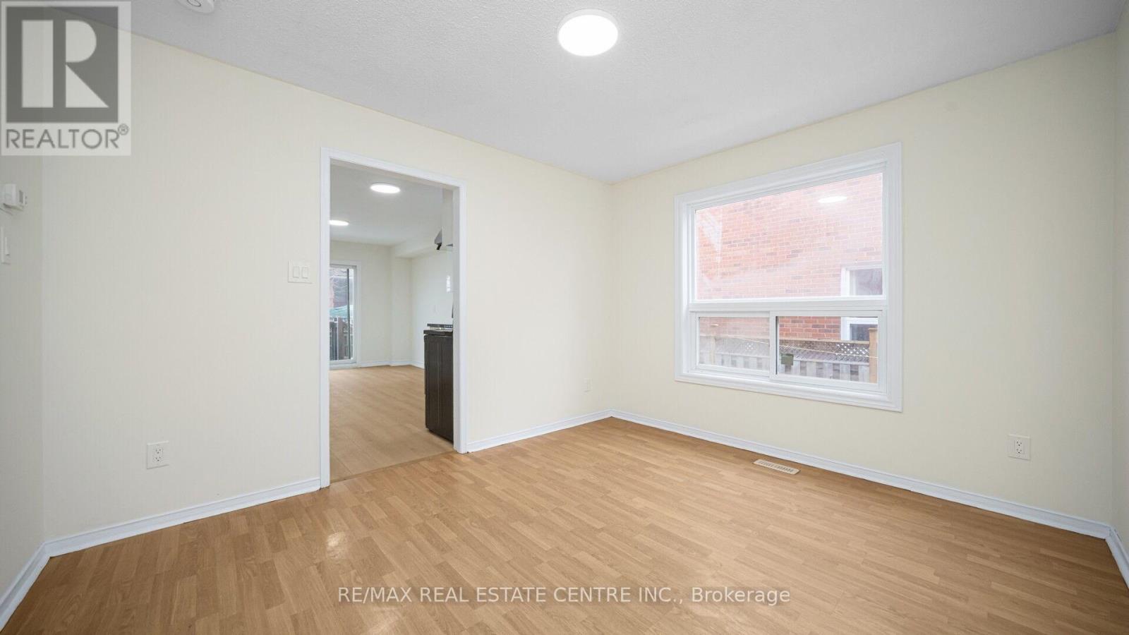 53 Thorntree Crescent, Brampton, Ontario  L6Y 3Y1 - Photo 7 - W12793360