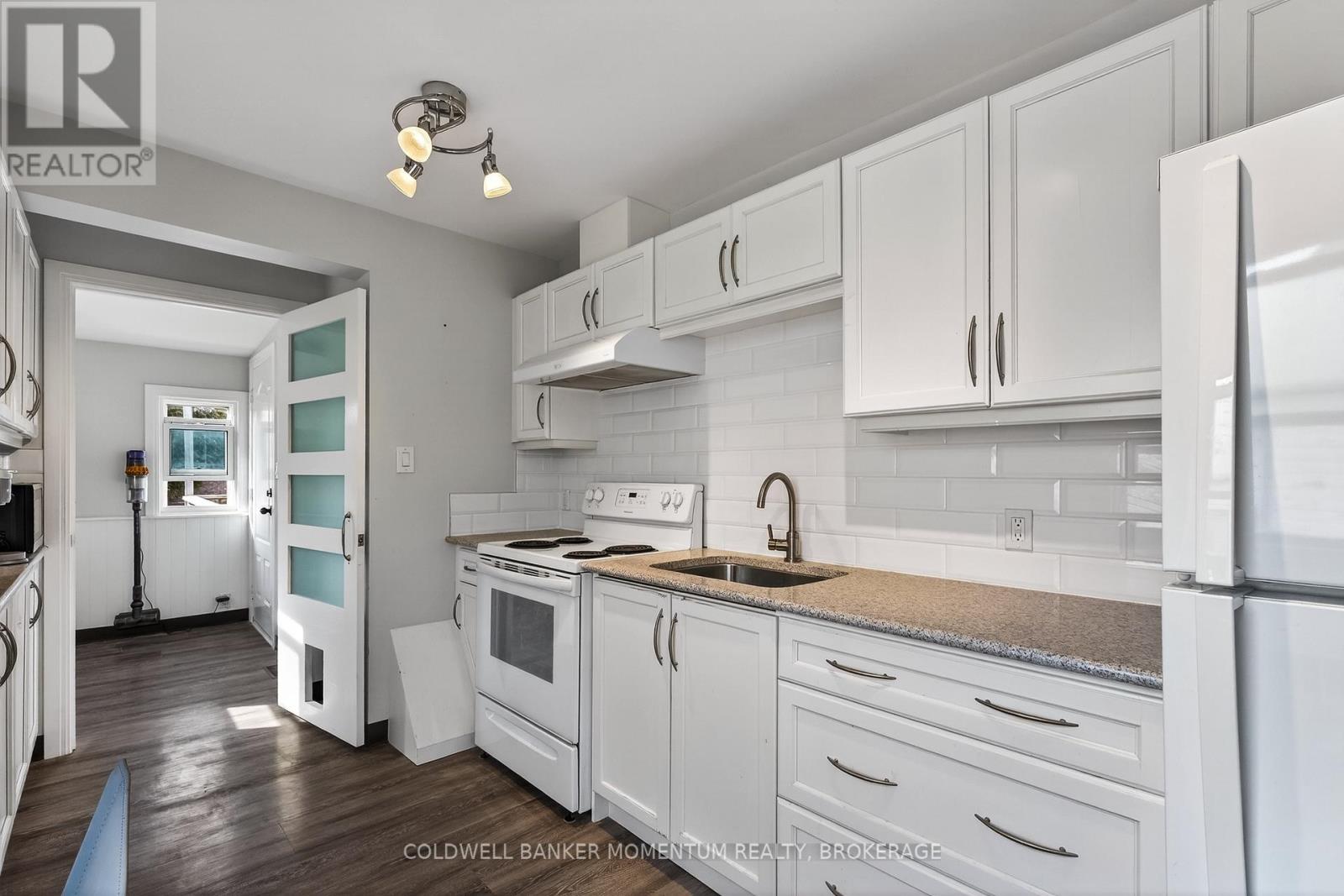 25 Coventry Street, St. Catharines, Ontario L2R 2X6 - Photo 23 - X12859178