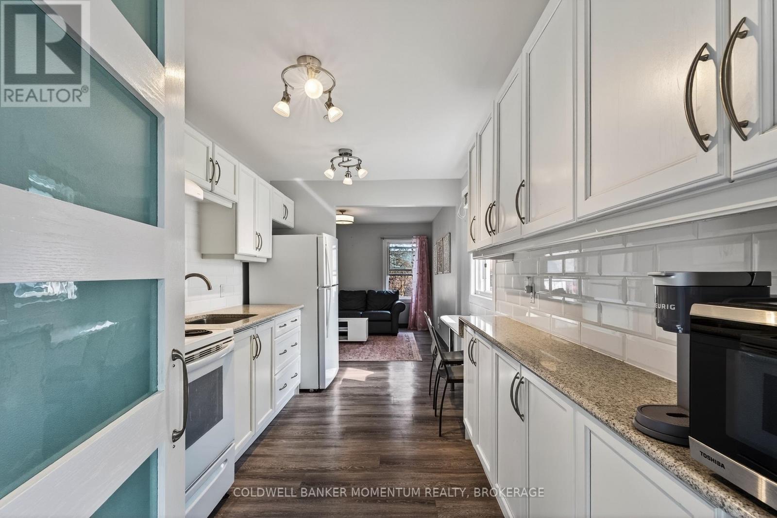 25 Coventry Street, St. Catharines, Ontario L2R 2X6 - Photo 25 - X12859178