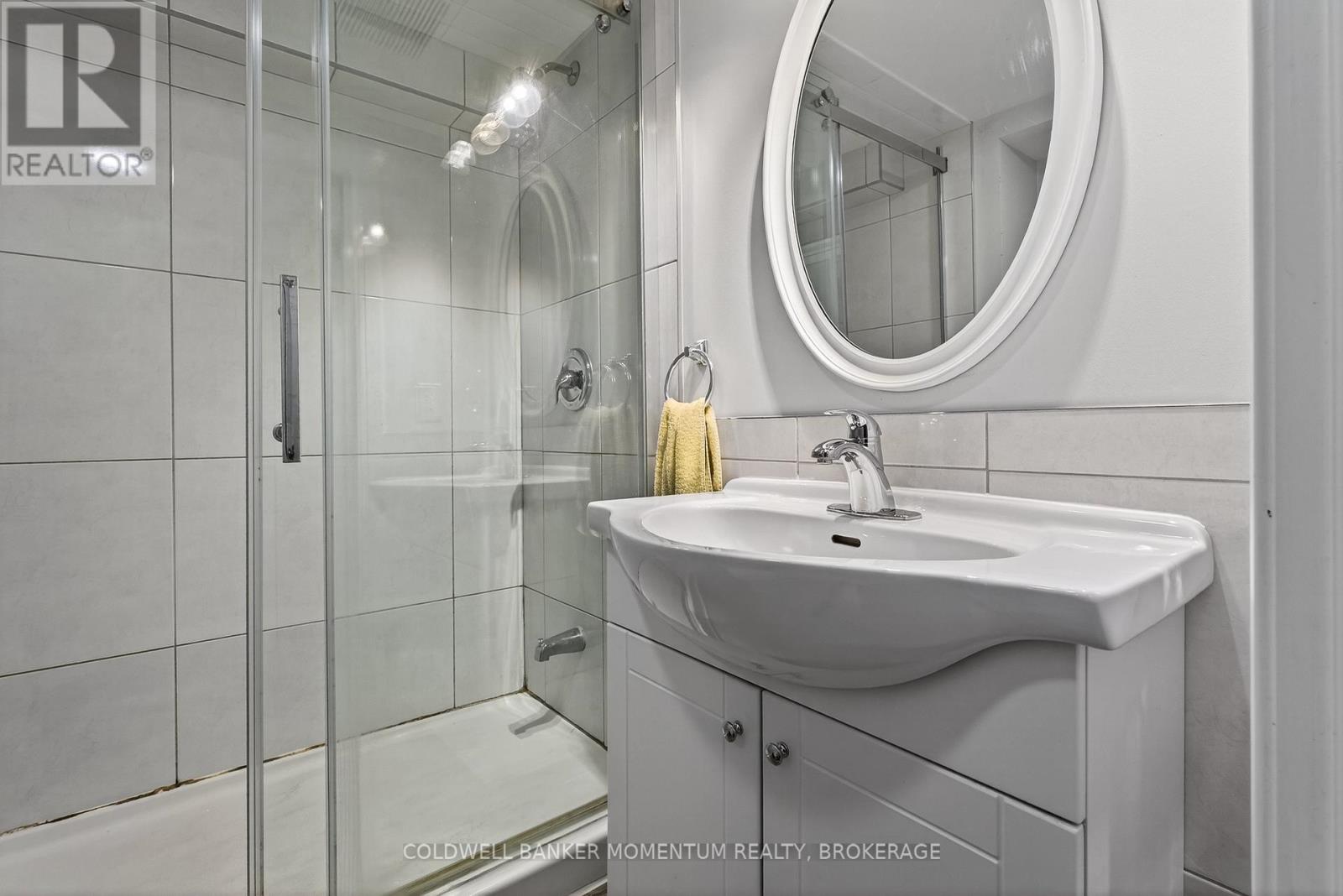 25 Coventry Street, St. Catharines, Ontario L2R 2X6 - Photo 32 - X12859178