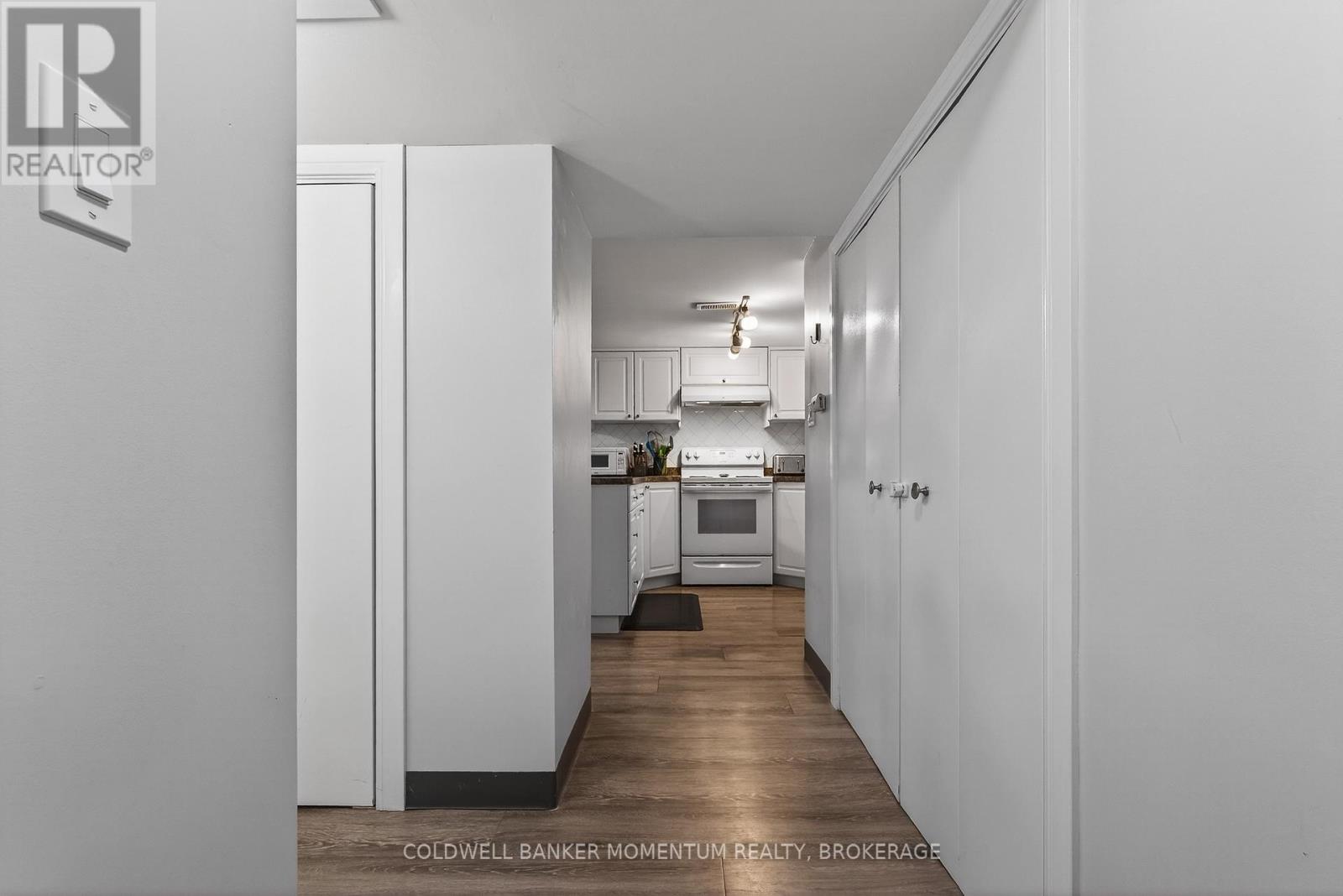 25 Coventry Street, St. Catharines, Ontario L2R 2X6 - Photo 33 - X12859178