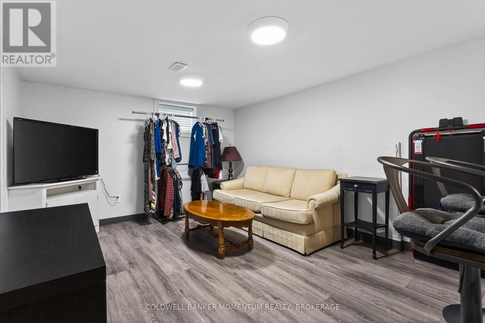 25 Coventry Street, St. Catharines, Ontario L2R 2X6 - Photo 38 - X12859178