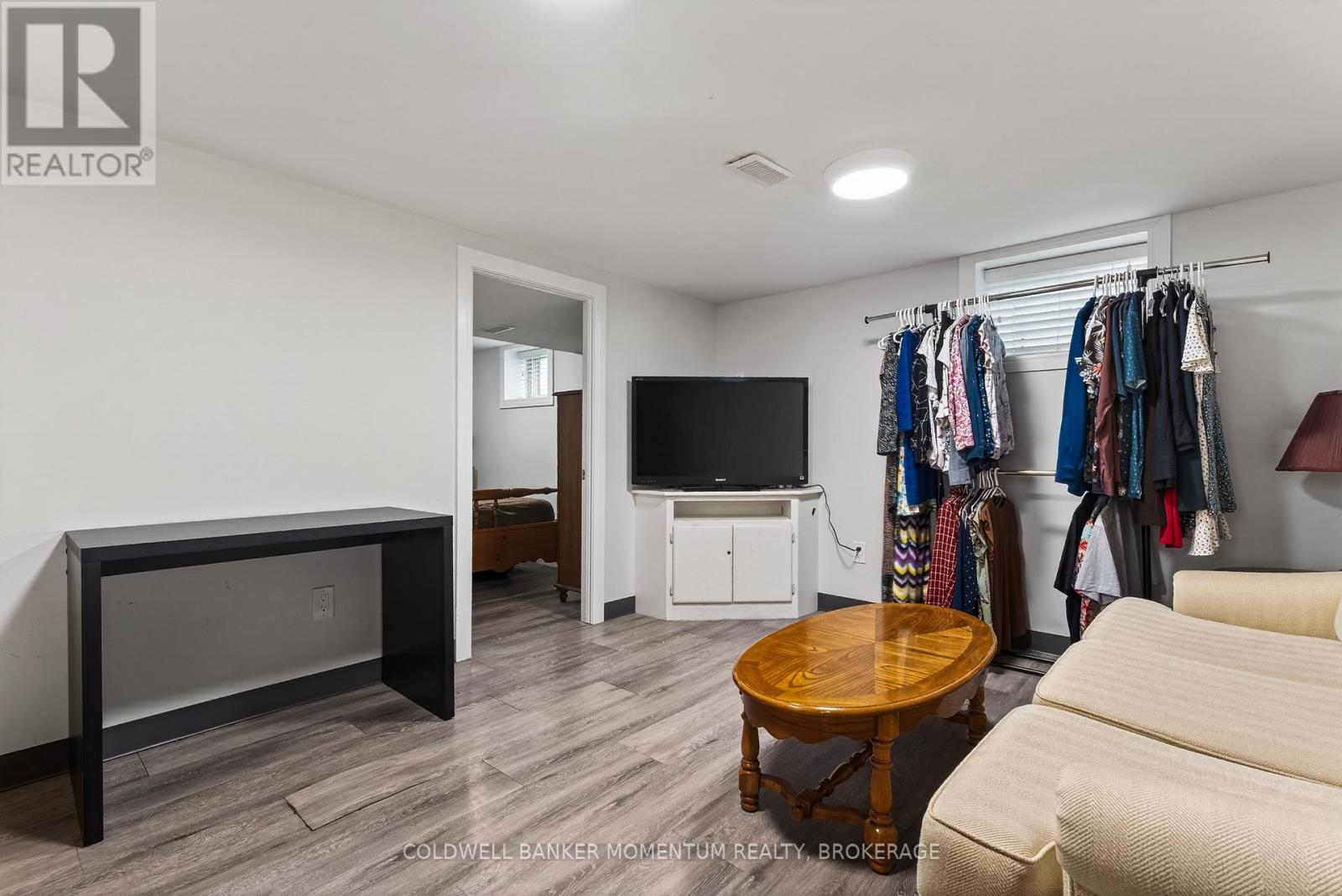 25 Coventry Street, St. Catharines, Ontario L2R 2X6 - Photo 41 - X12859178