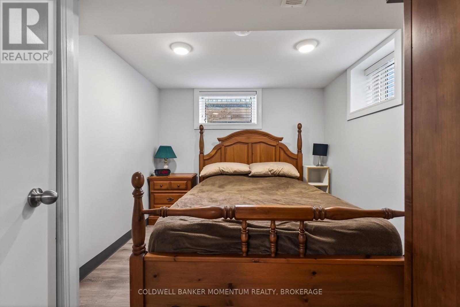 25 Coventry Street, St. Catharines, Ontario L2R 2X6 - Photo 42 - X12859178