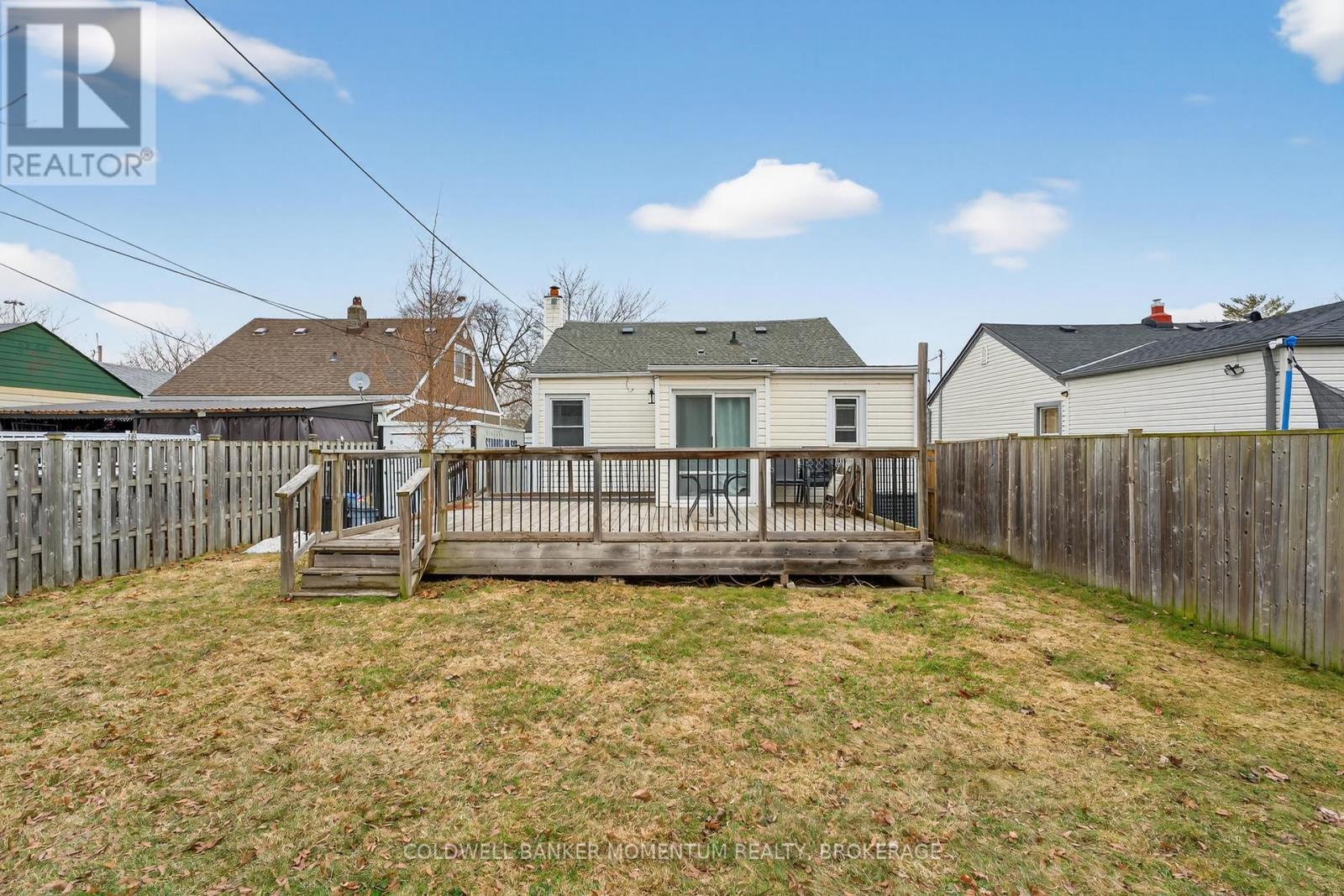 25 Coventry Street, St. Catharines, Ontario L2R 2X6 - Photo 46 - X12859178