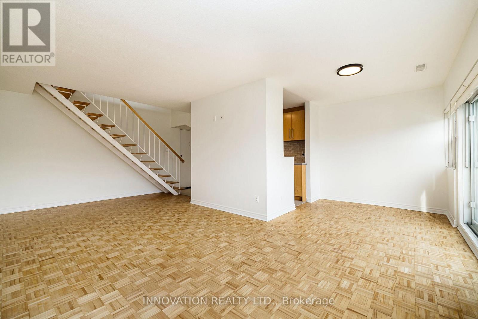 224 - 12 Corkstown Road, Ottawa, Ontario  K2H 5B3 - Photo 11 - X12858606