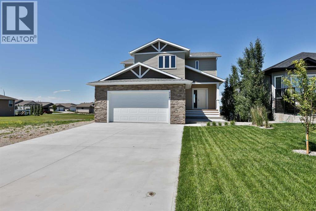 714 Fairways Drive, Vulcan, Alberta  T0L 2B0 - Photo 1 - A2277826