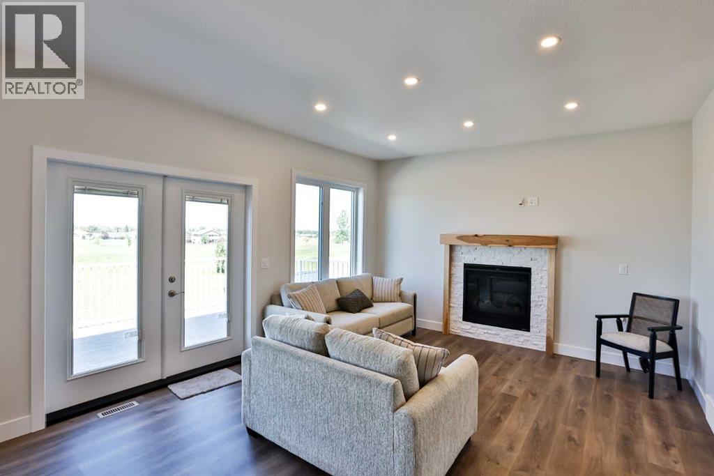 714 Fairways Drive, Vulcan, Alberta  T0L 2B0 - Photo 8 - A2277826