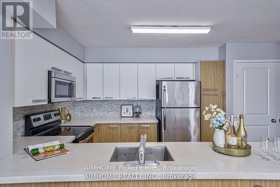 905 - 11 St Joseph Street, Toronto, Ontario  M4Y 3G4 - Photo 6 - C12859150