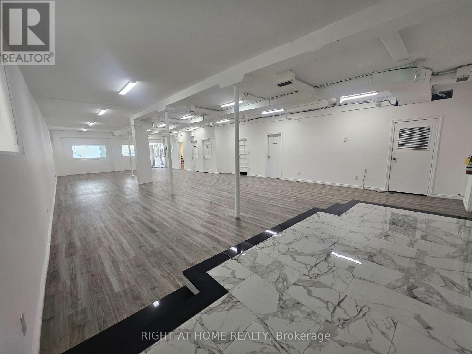 17 Barrie Street, Bradford West Gwillimbury (Bradford), Ontario L3Z 2A1 - Photo 9 - N12859154