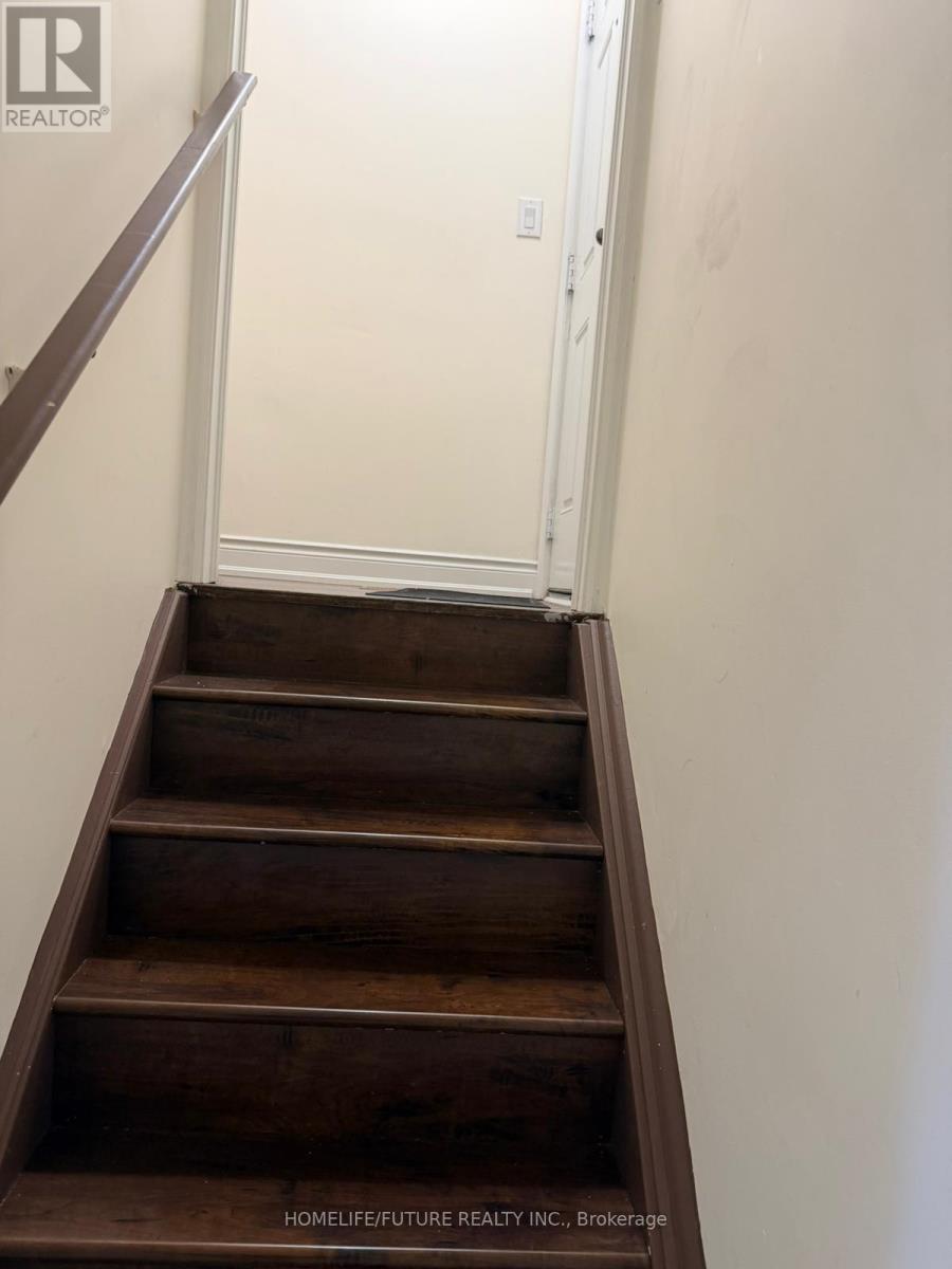 BSMT - 7 OXENDON ROAD, Brampton, Ontario